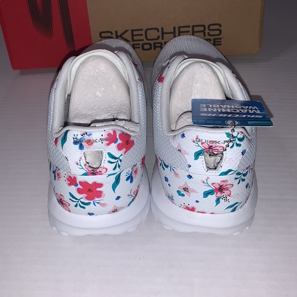 Skechers Womens Go Walk Classic Dream Walking Shoes NIB - Picture 3 of 6